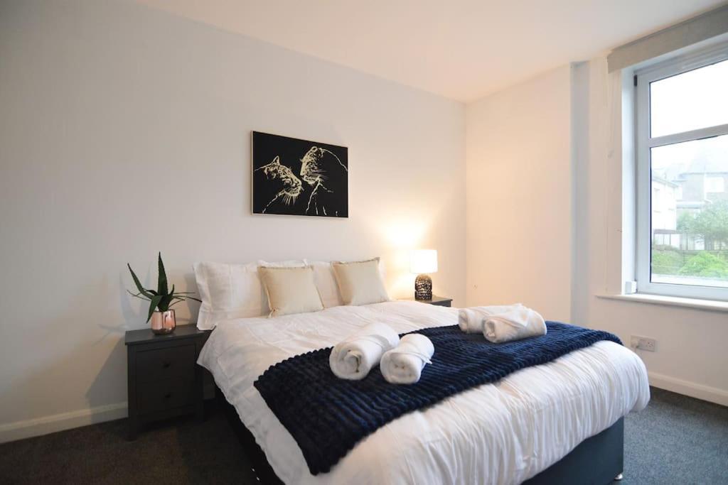 Contemporary 3 Bedroom Flat Керколді Екстер'єр фото